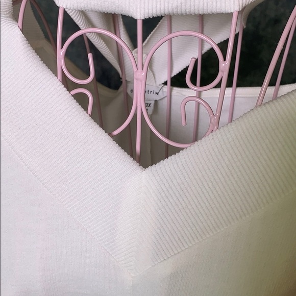 Closetrix cream sweater 2X-3X - Picture 4 of 4